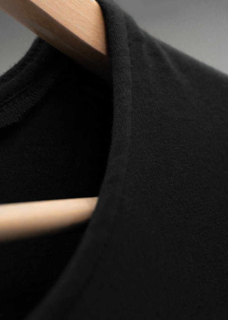 CAMISETA CUELLO BAJO PARA COSTALERO NEGRA