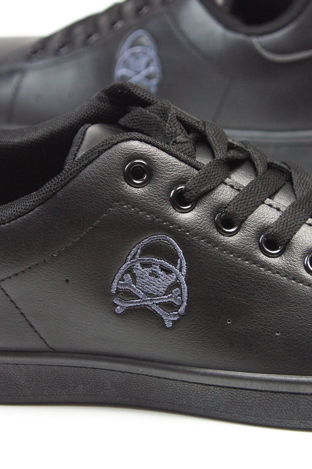 ZAPATILLA PARA COSTALERO NEGRA