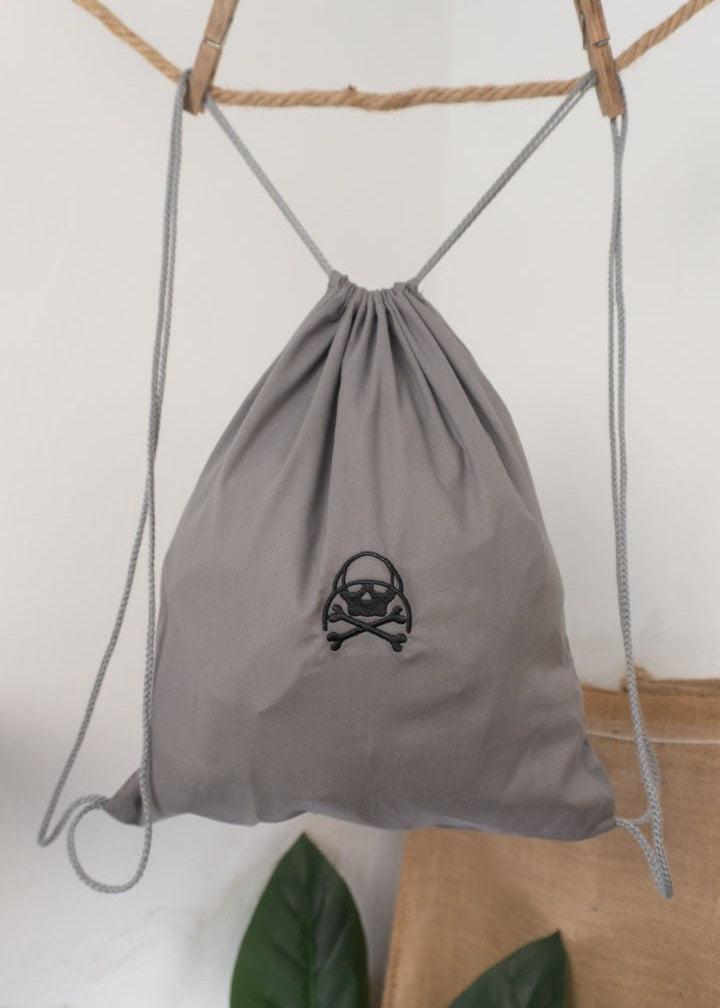 MOCHILA CUERDAS GRIS